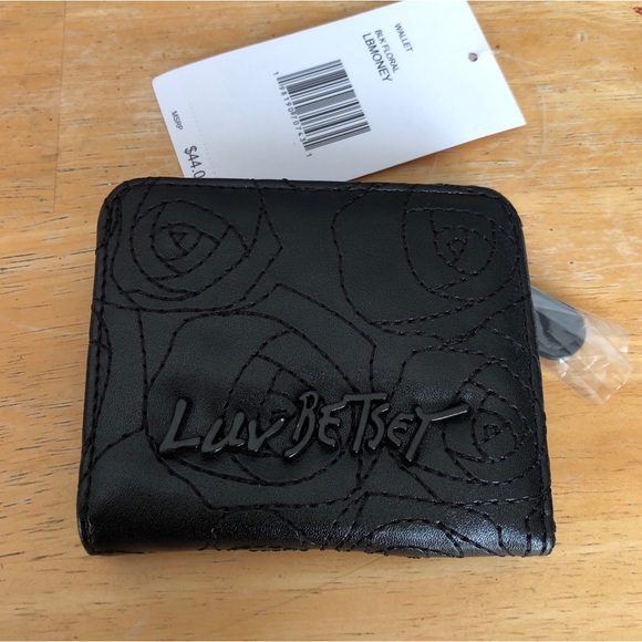 Betsey Johnson Luv Betsey Snap Card Wallet Black Tonal Stitched Rose Pattern NWT - Picture 7 of 16